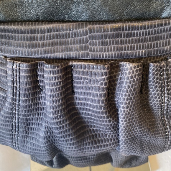EUC. B. Makowsky navy blue leather snake, print shoulder bag bless U. - Picture 11 of 12